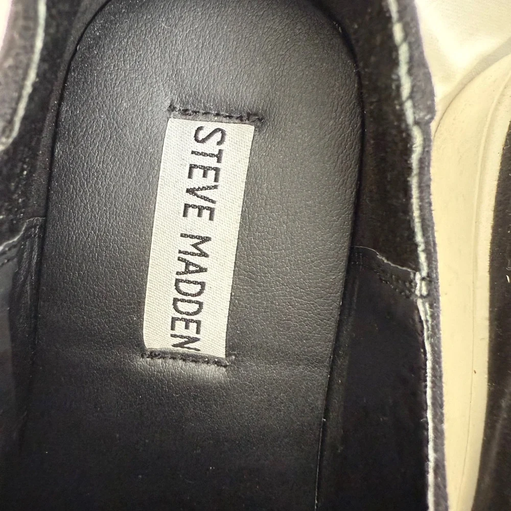 Steve Madden Black Furry Slip-On‎ Sneakers